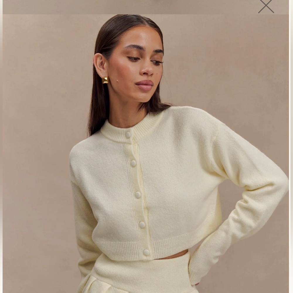 Meshki Cream Women's Cardigan